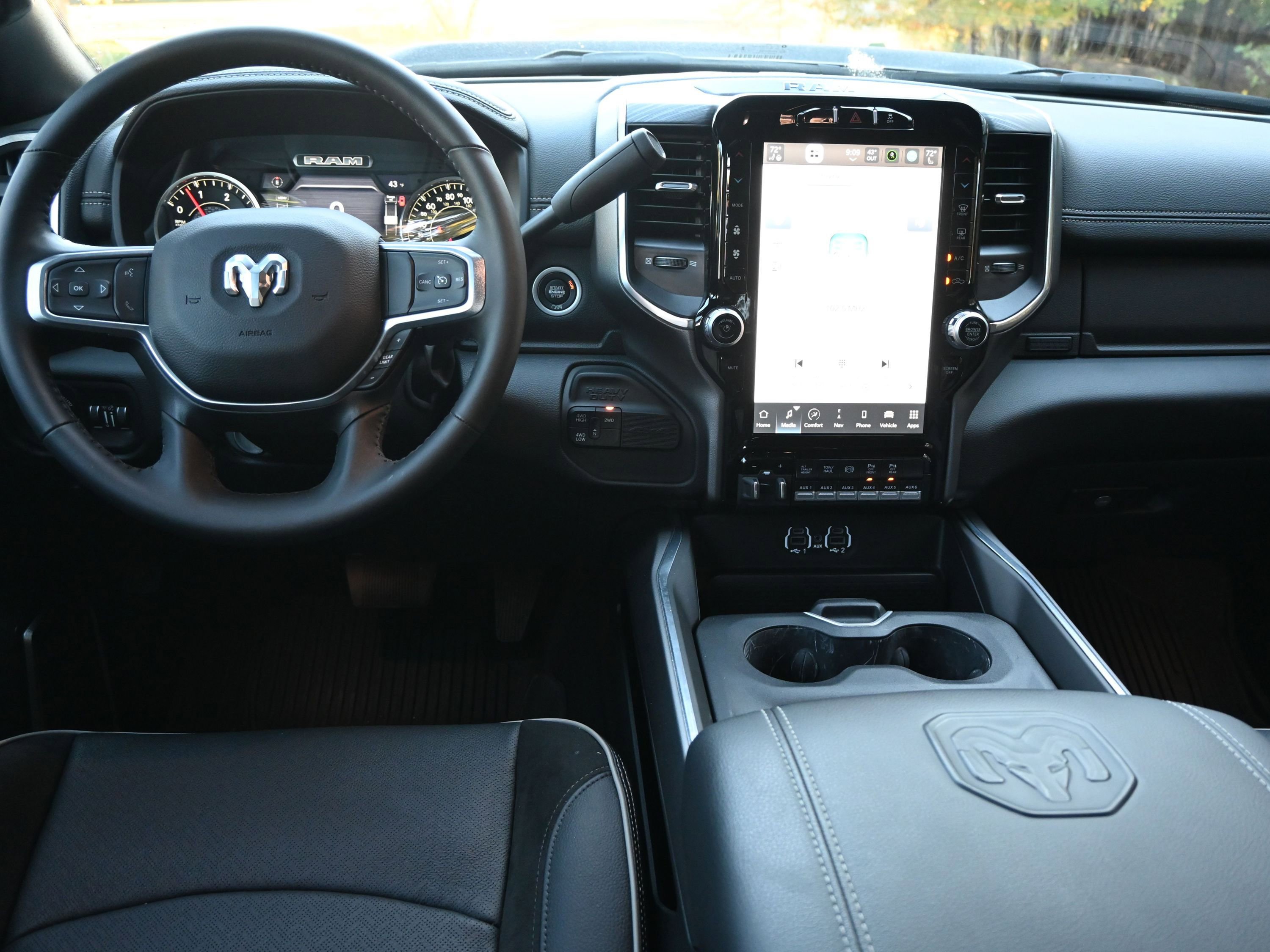 Used 2024 RAM 3500 Laramie w/ Night Edition image 22