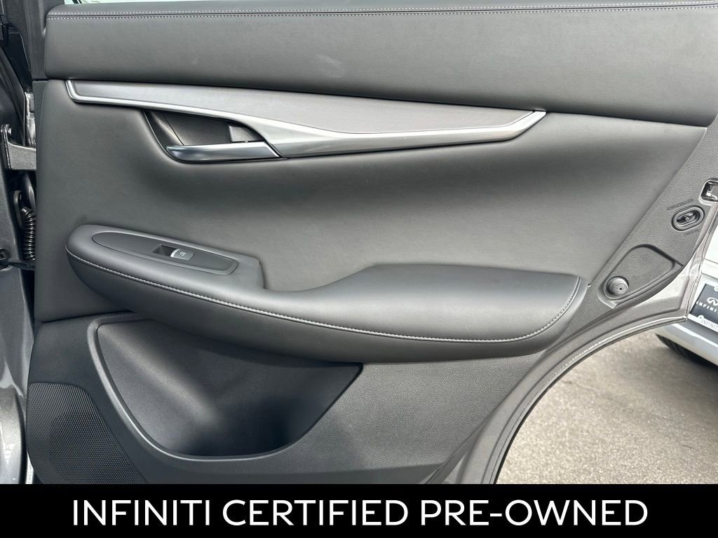 Certified 2023 INFINITI QX50 Pure image 32