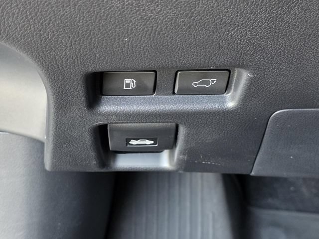 Used 2025 Lexus UX 300h AWD w/ Cold Area Package image 28
