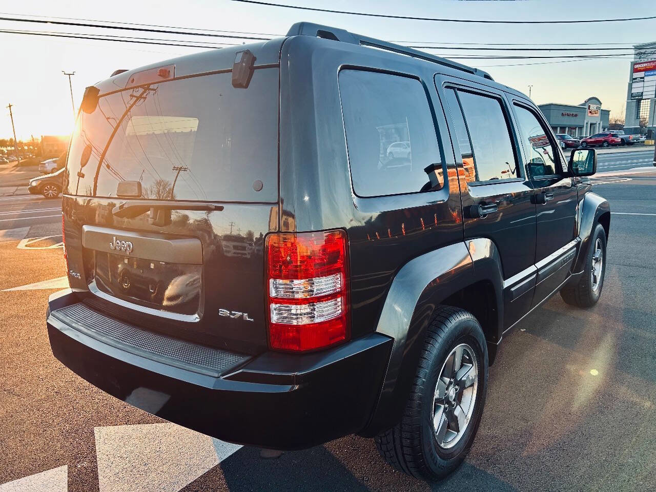 Used 2008 Jeep Liberty Sport w/ Popular Equipment Group image 5