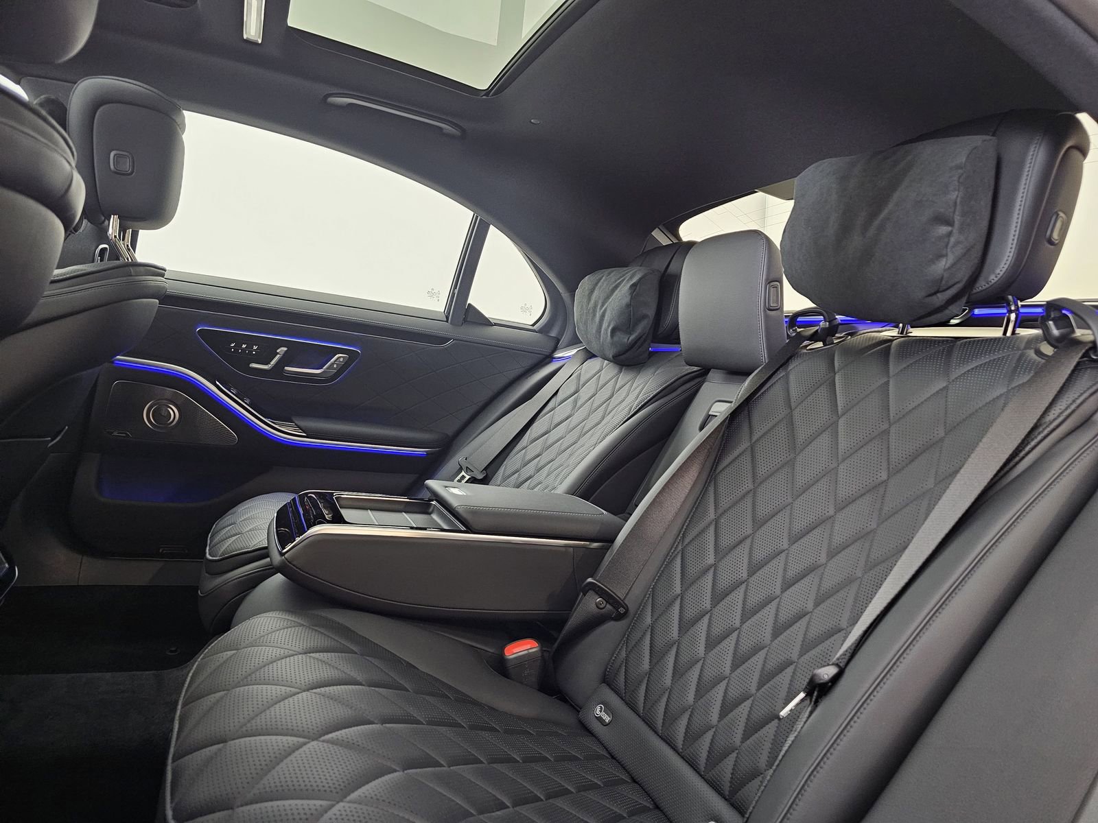 New 2026 Mercedes-Benz S 580 4MATIC Sedan image 20