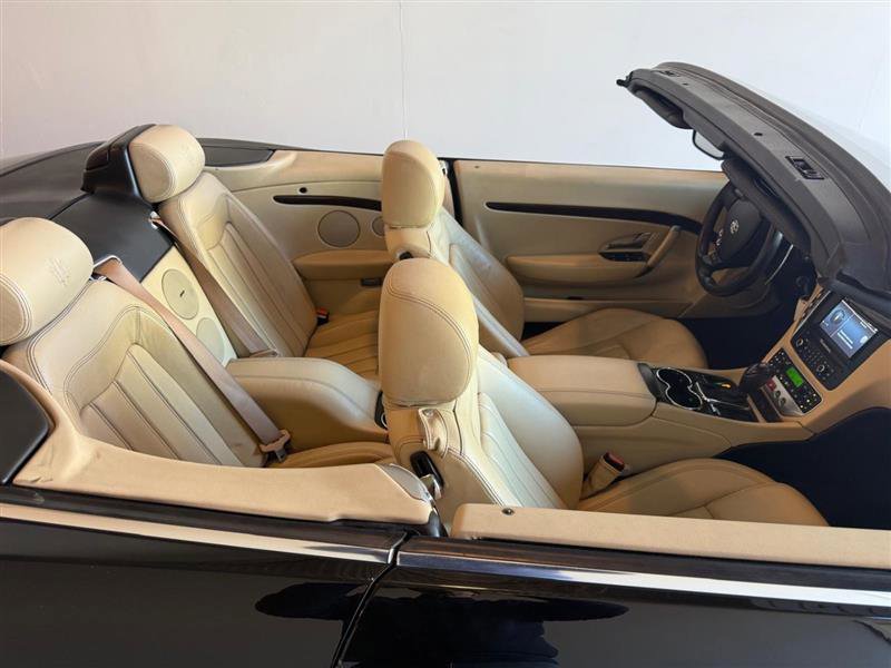 Used 2010 Maserati GranTurismo Convertible RWD image 24