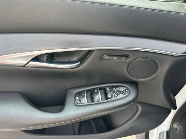 Used 2023 INFINITI QX50 Luxe FWD image 19