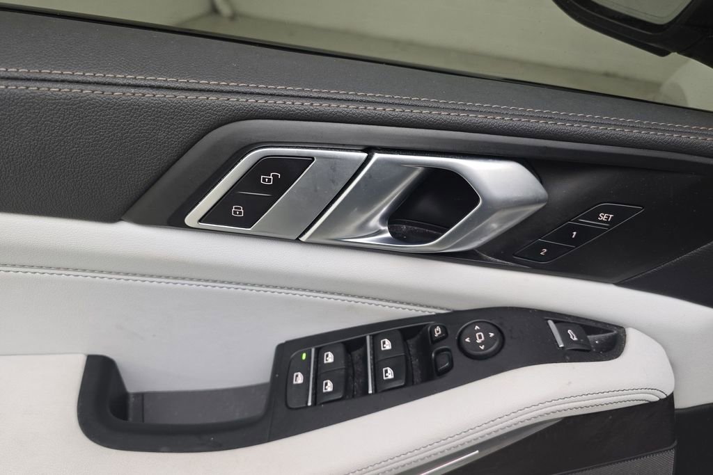 Certified 2023 BMW X5 xDrive40i w/ M Sport Package image 14