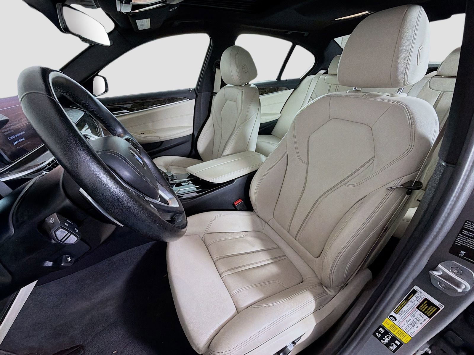 Used 2022 BMW 530i xDrive w/ Convenience Package AWD/4WD image 12