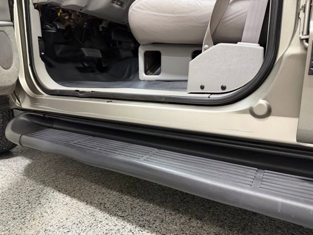 Used 1999 Chevrolet Suburban 2WD image 24