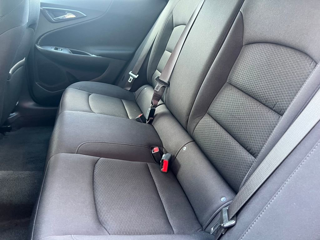 Used 2024 Chevrolet Malibu LS FWD image 12