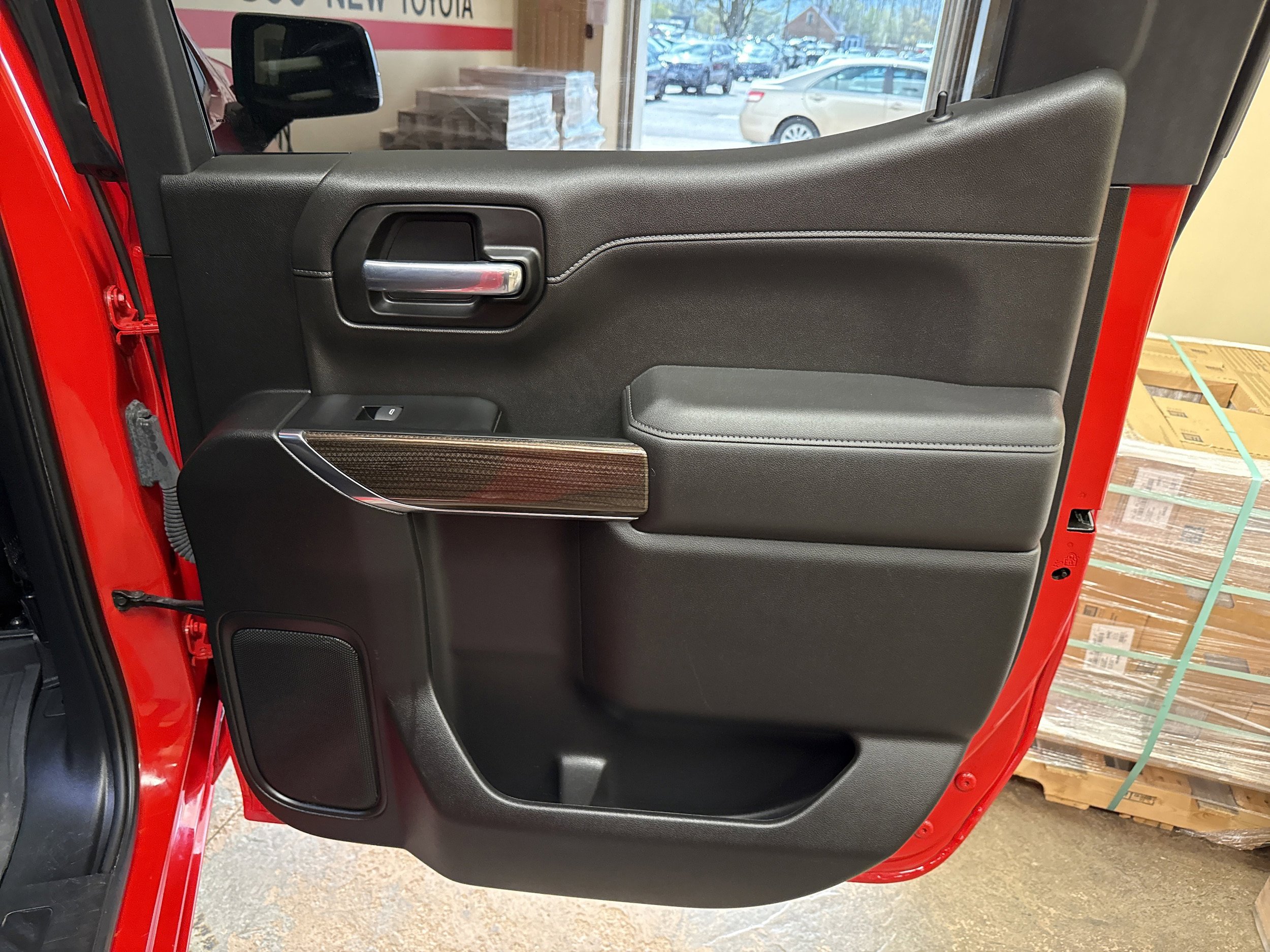 Used 2022 Chevrolet Silverado 1500 RST AWD/4WD image 18