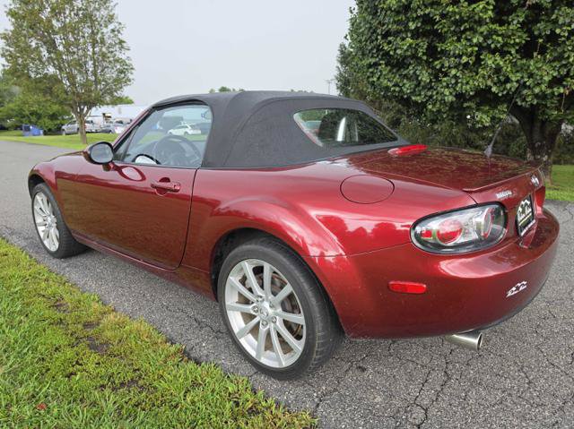 Used 2008 MAZDA MX-5 Miata Touring RWD image 8