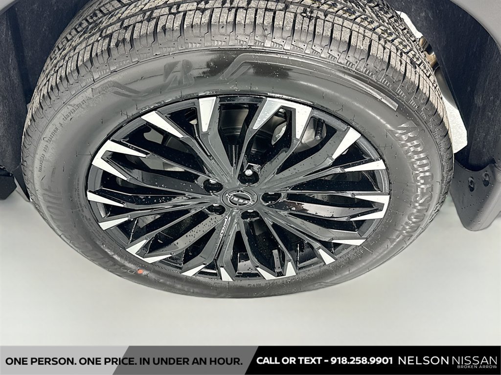 New 2026 Nissan Rogue Dark Armor FWD image 31