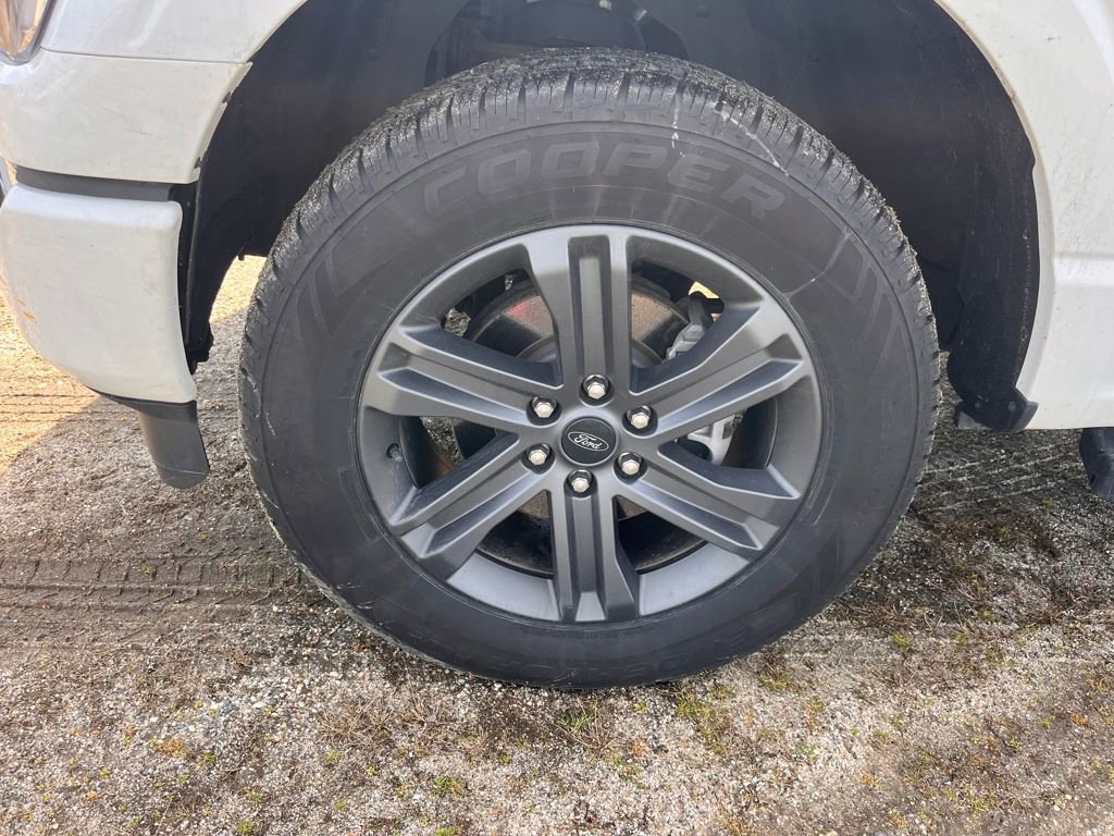 Used 2023 Ford F150 Lariat image 6