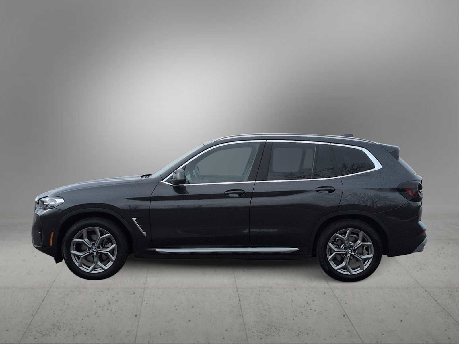 Certified 2024 BMW X3 xDrive30i w/ Premium Package image 5