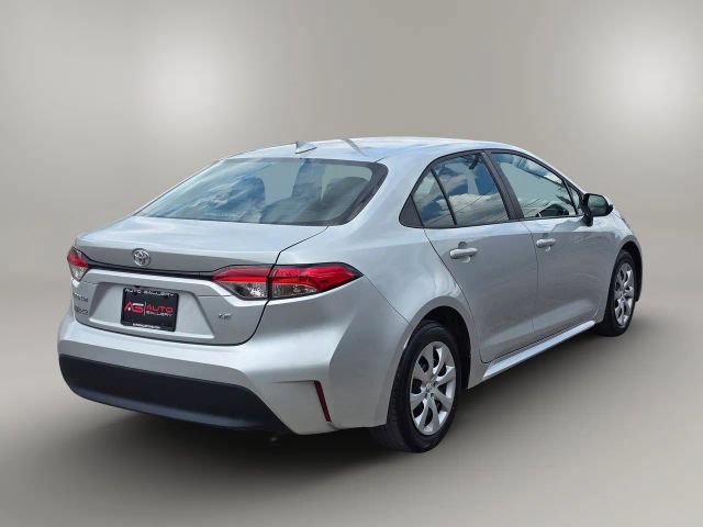 Used 2023 Toyota Corolla LE FWD image 5