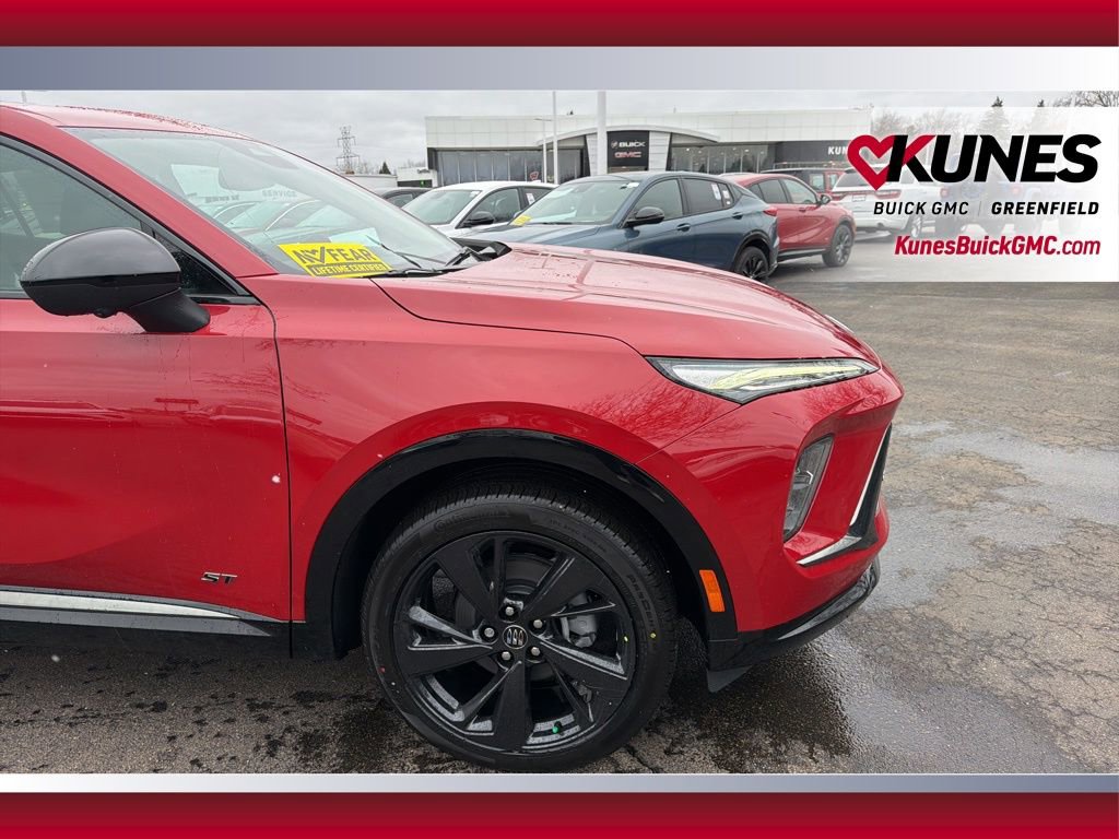 New 2026 Buick Envision Sport Touring image 14