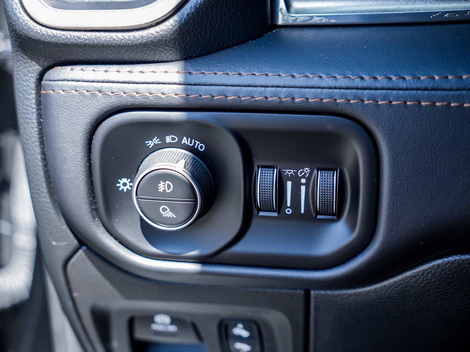 Used 2022 RAM 1500 Limited AWD/4WD image 20