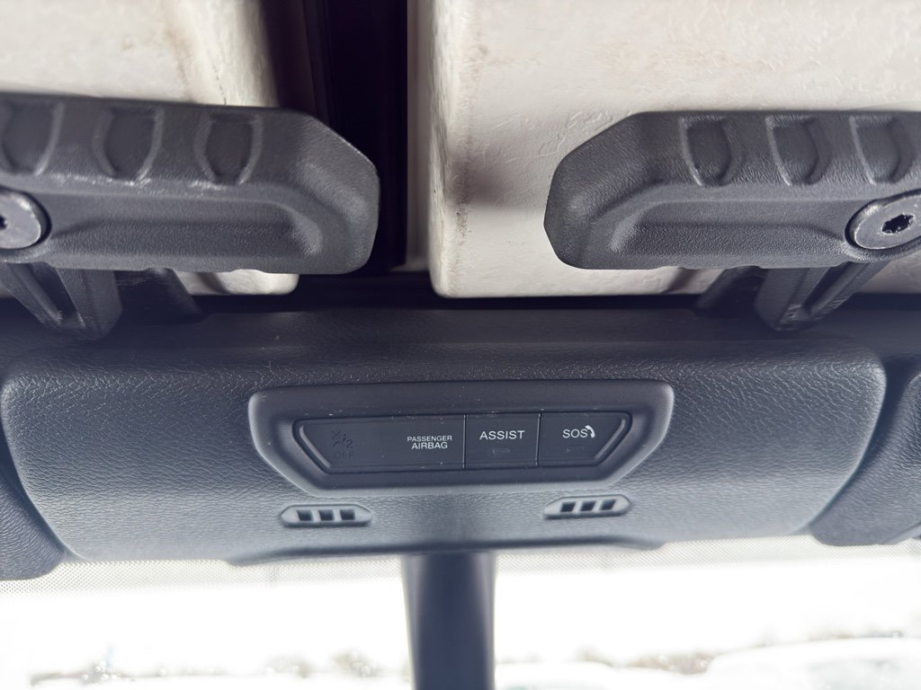 Used 2022 Jeep Wrangler Unlimited Sahara image 37