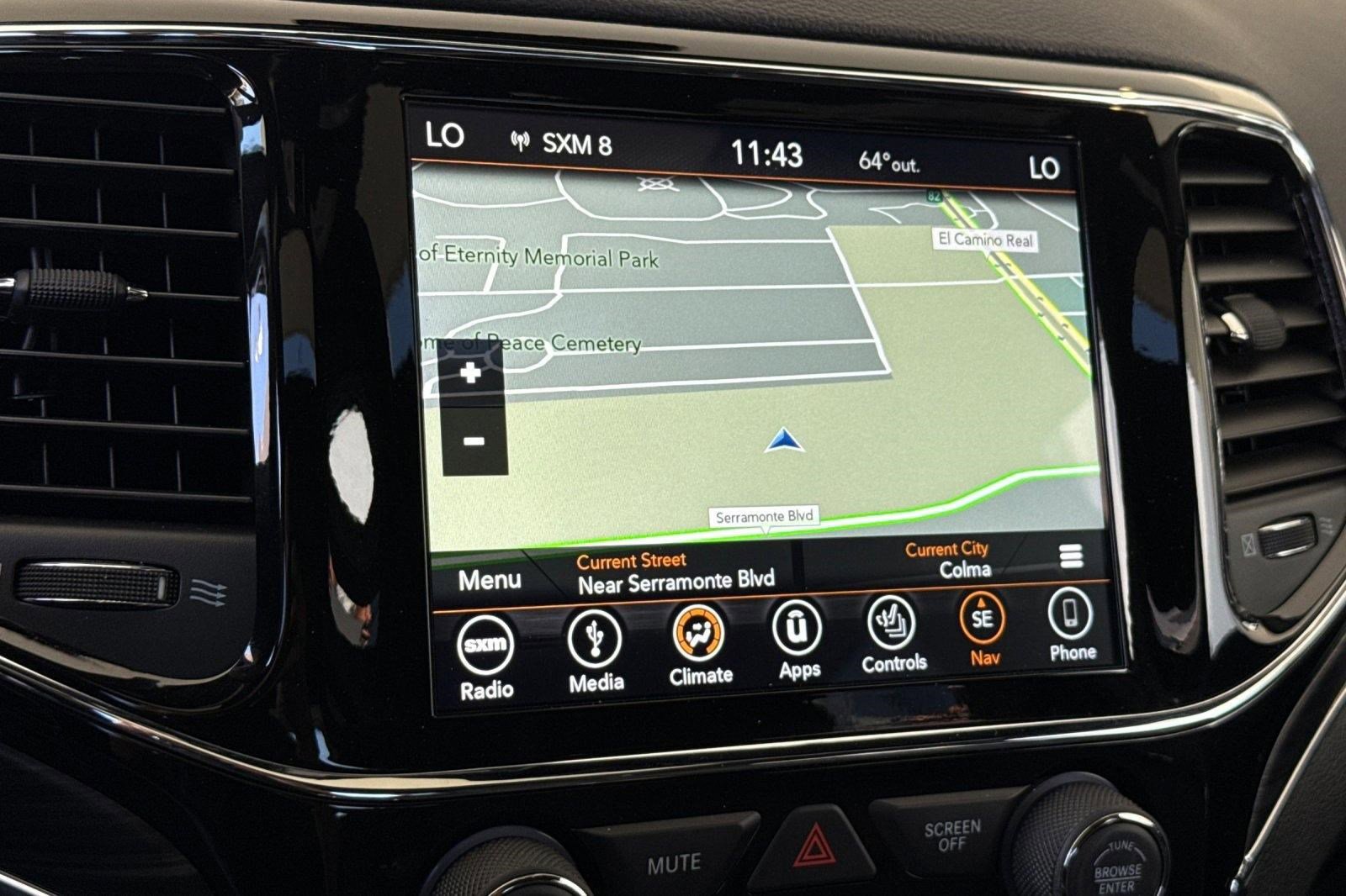 Used 2019 Jeep Grand Cherokee Limited AWD/4WD image 24