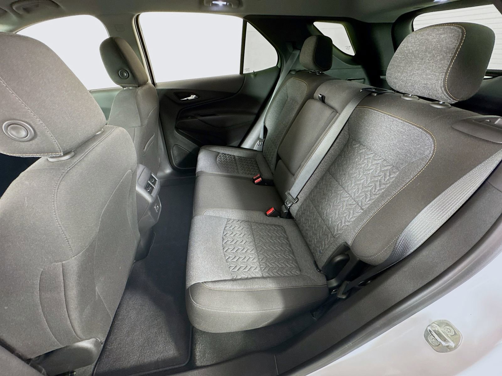 Used 2023 Chevrolet Equinox LT AWD/4WD image 17