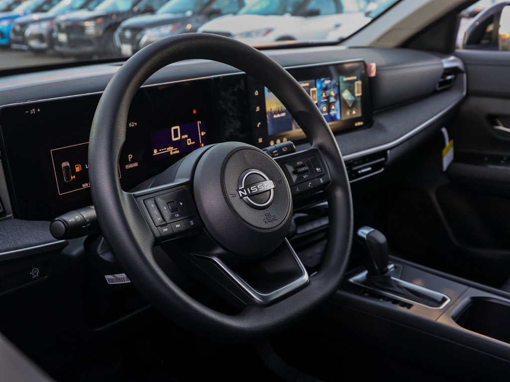 New 2026 Nissan Kicks SV image 14