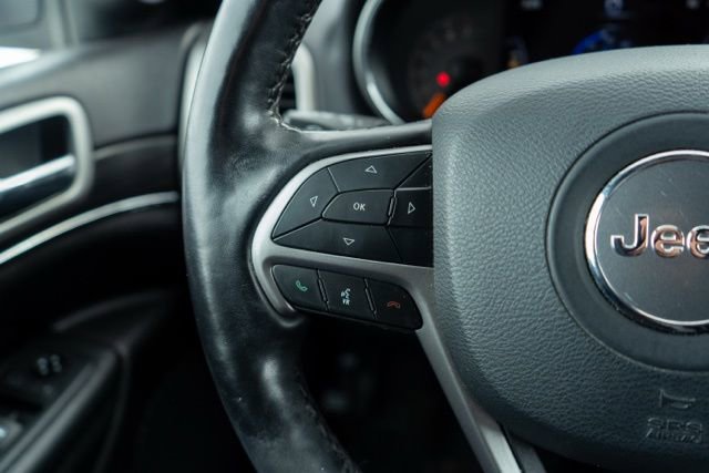 Used 2021 Jeep Grand Cherokee Limited w/ Trailer Tow Group IV image 16