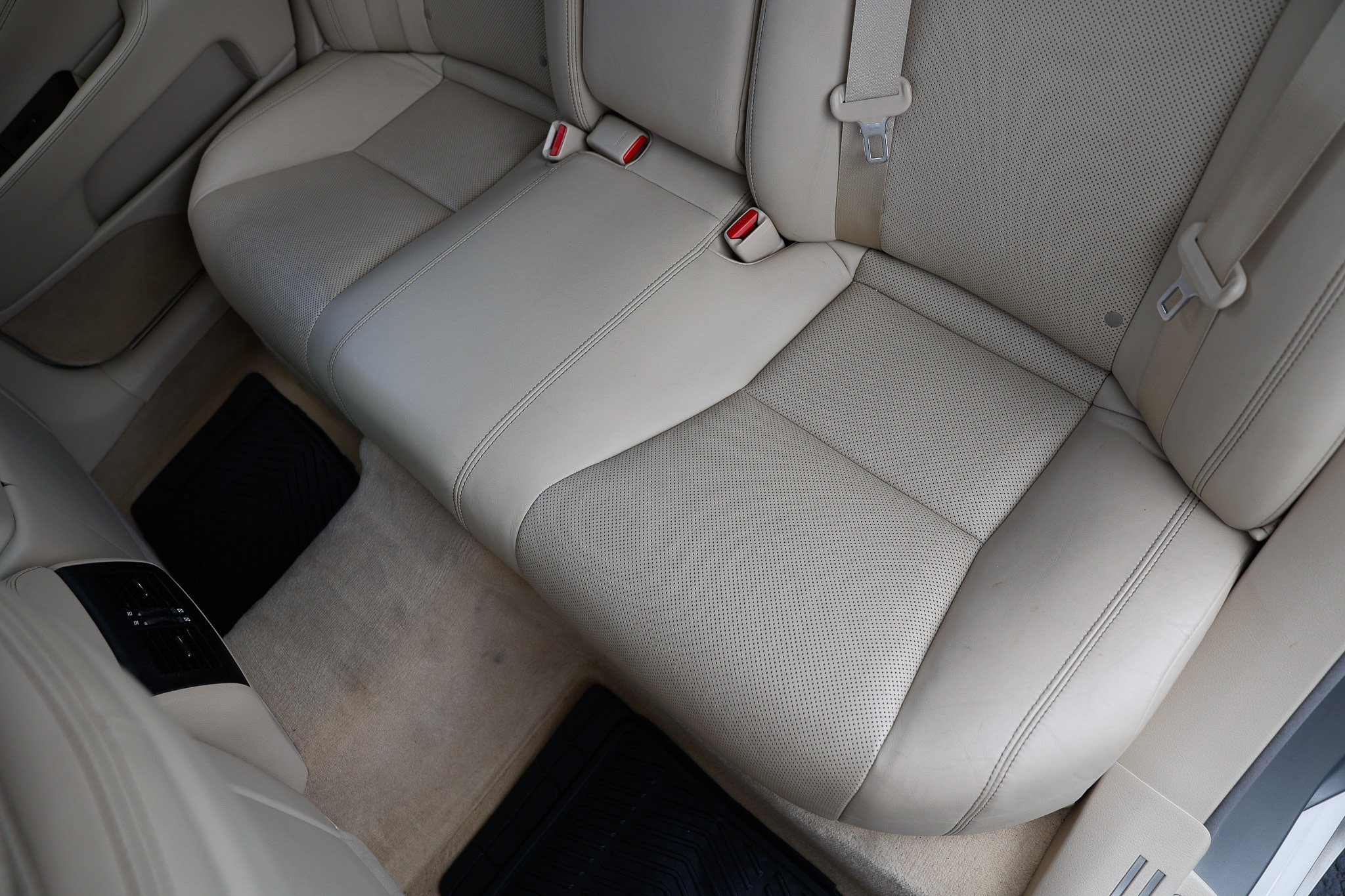 Used 2016 Lexus LS 460 w/ Comfort Package RWD image 15