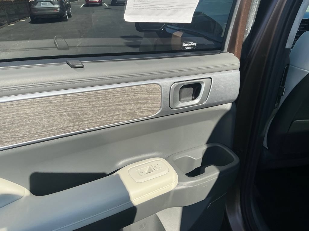 Certified 2024 Hyundai Santa Fe Calligraphy AWD/4WD image 28