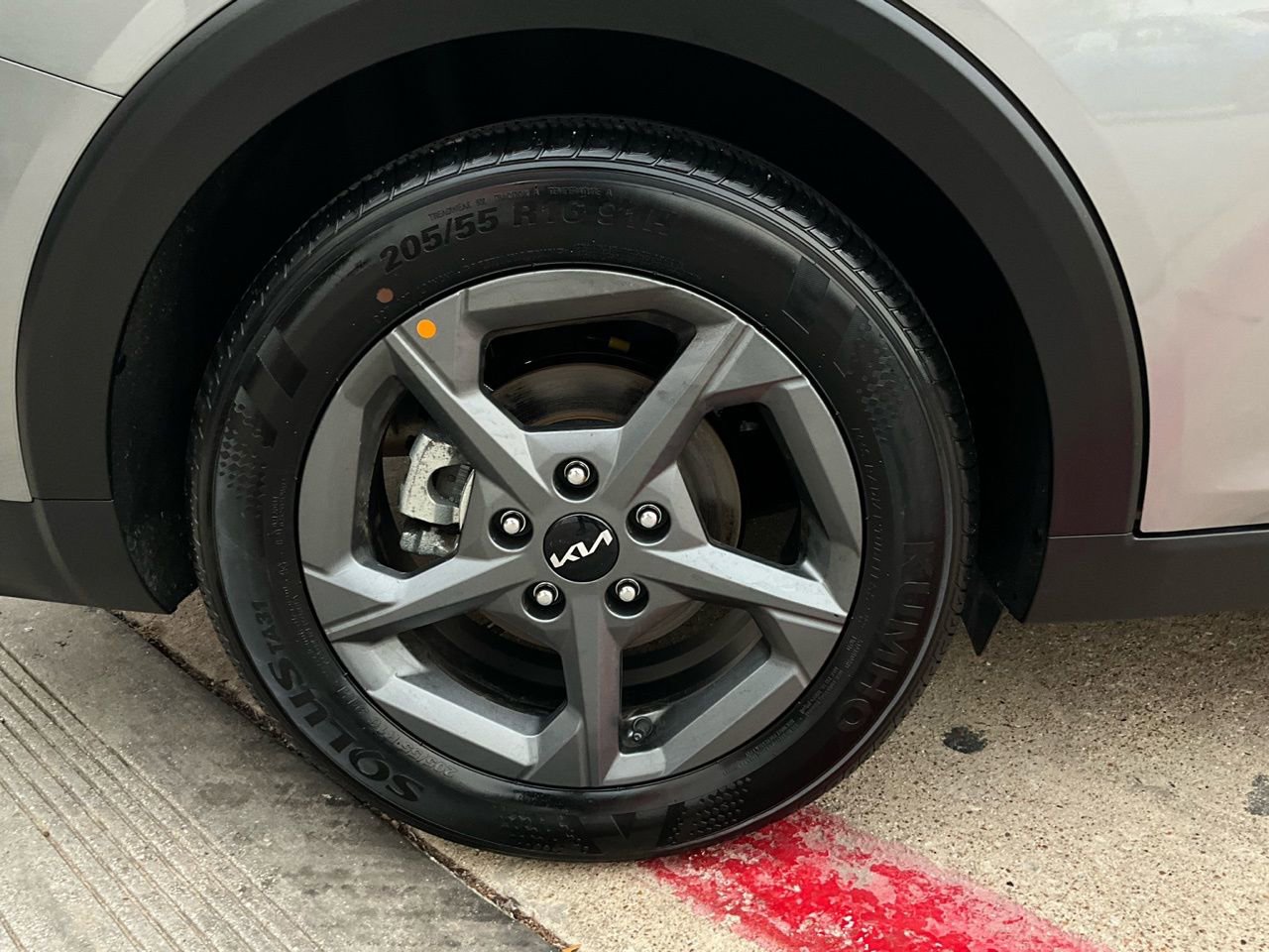 Used 2025 Kia K4 LXS image 9