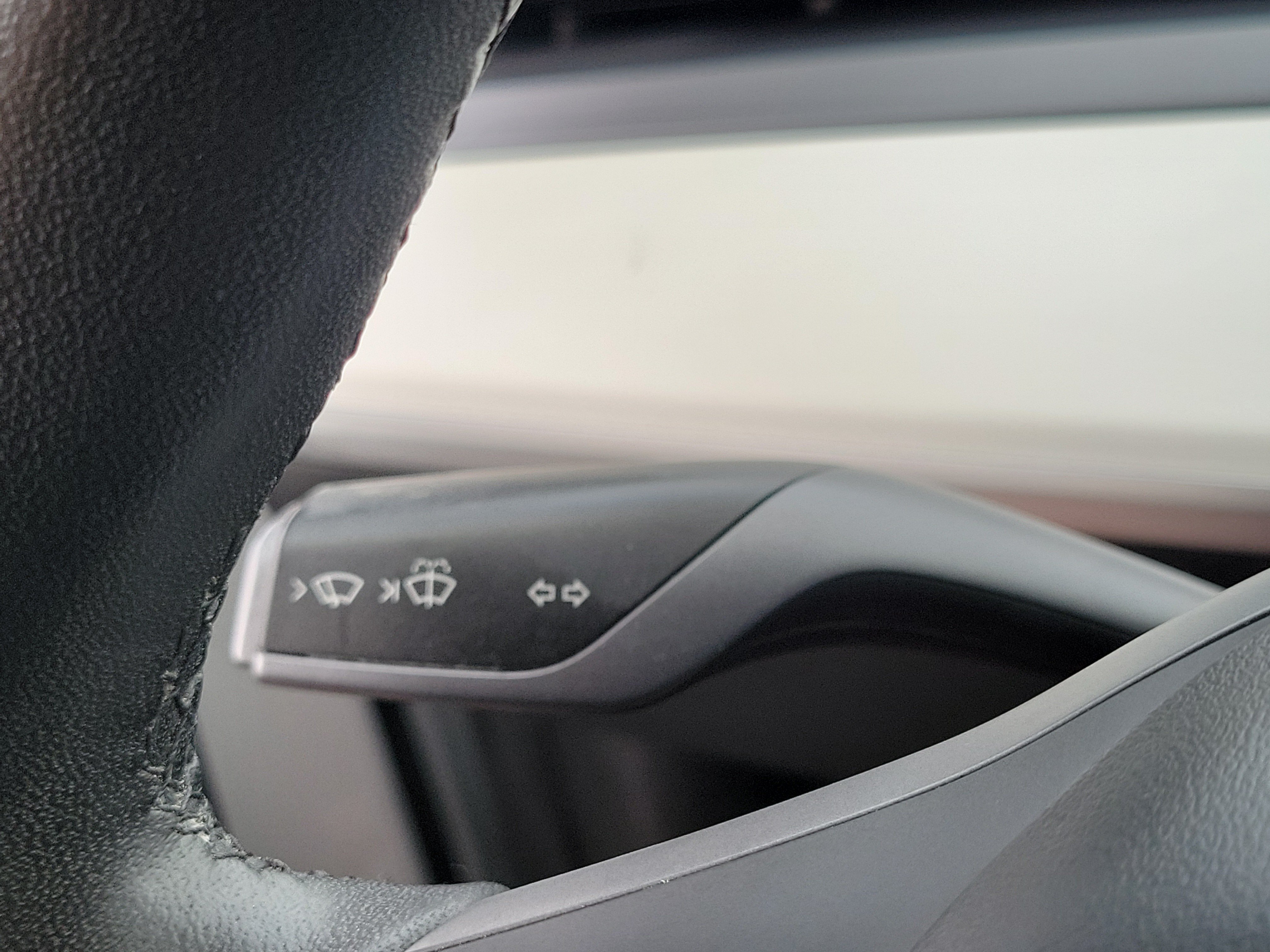 Used 2020 Tesla Model Y Long Range AWD/4WD image 11