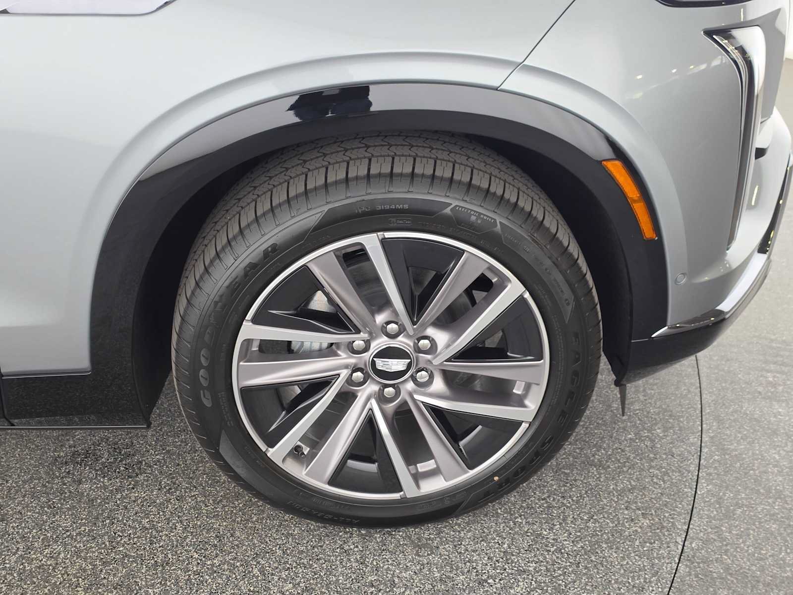New 2027 Cadillac Vistiq Sport AWD/4WD image 9