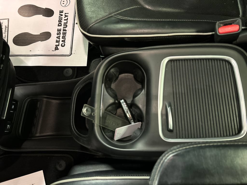 Used 2019 Chrysler Pacifica Limited w/ S Appearance Package FWD image 21