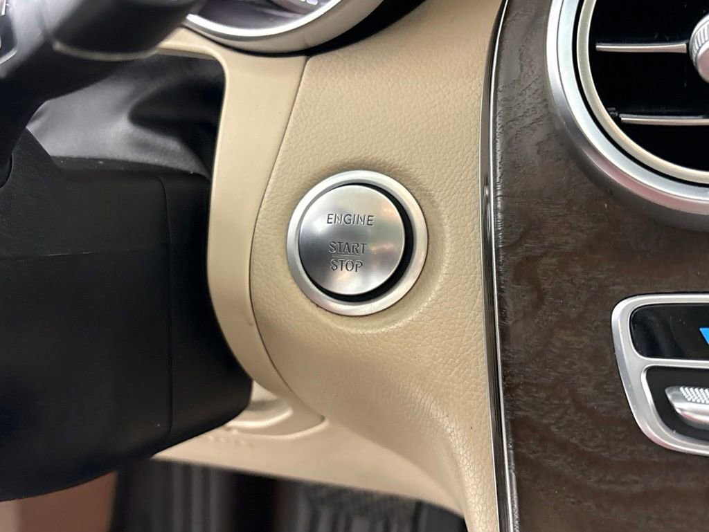 Used 2018 Mercedes-Benz GLC 300 4MATIC image 33