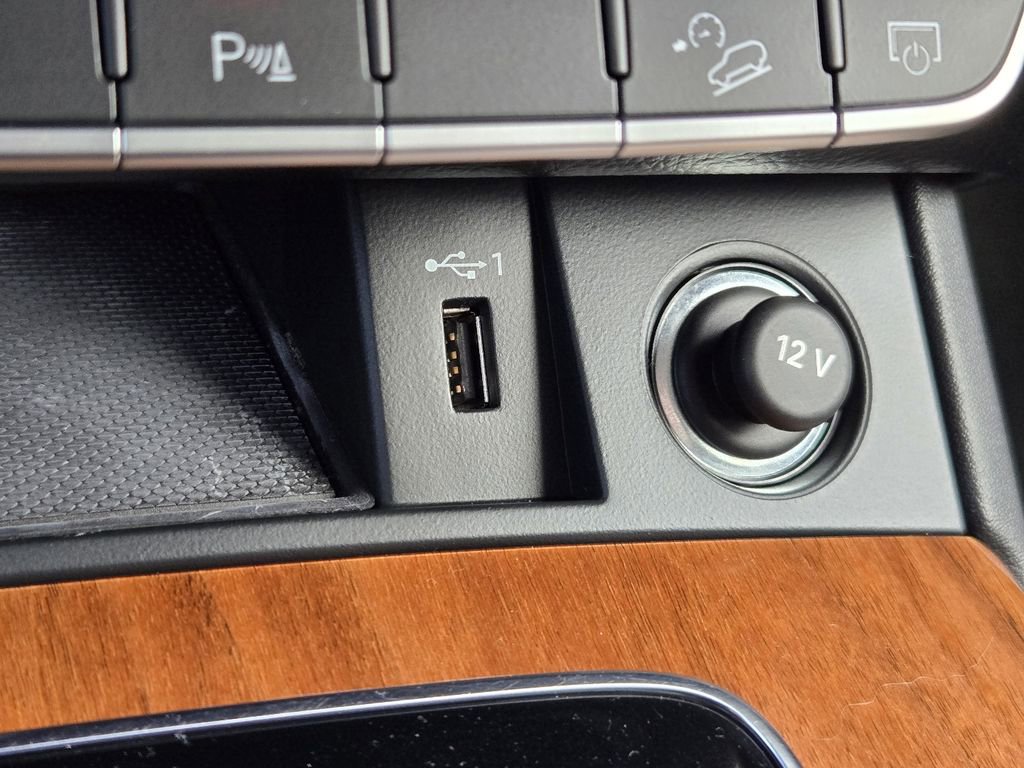 Used 2023 Audi Q5 2.0T Premium Plus image 29