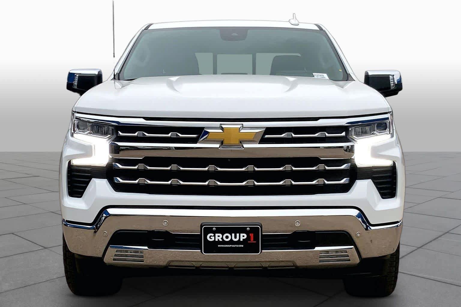 Used 2024 Chevrolet Silverado 1500 LTZ w/ Technology Package AWD/4WD image 4
