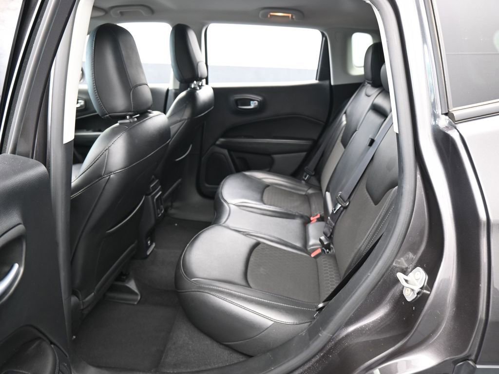 Used 2021 Jeep Compass Latitude image 26