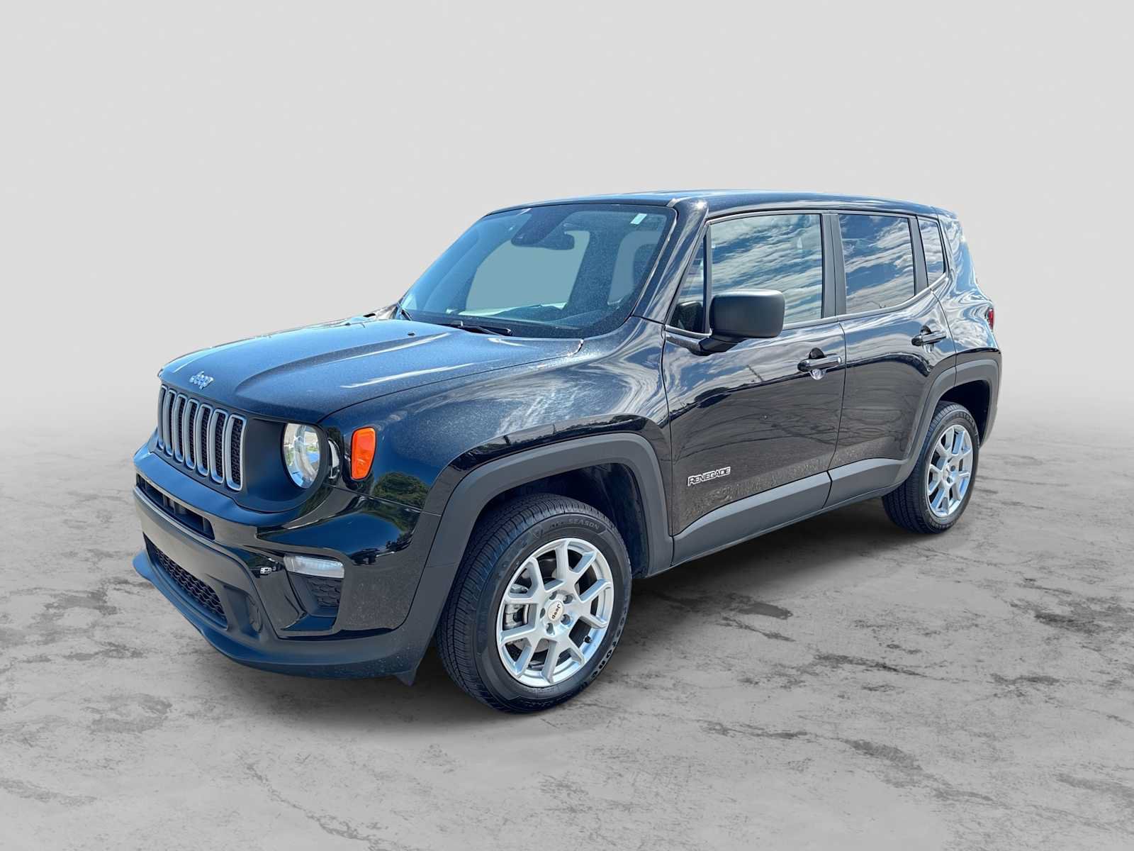 Certified 2023 Jeep Renegade Latitude AWD/4WD image 1