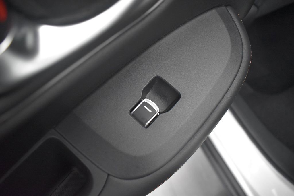 Used 2024 Honda HR-V Sport image 10
