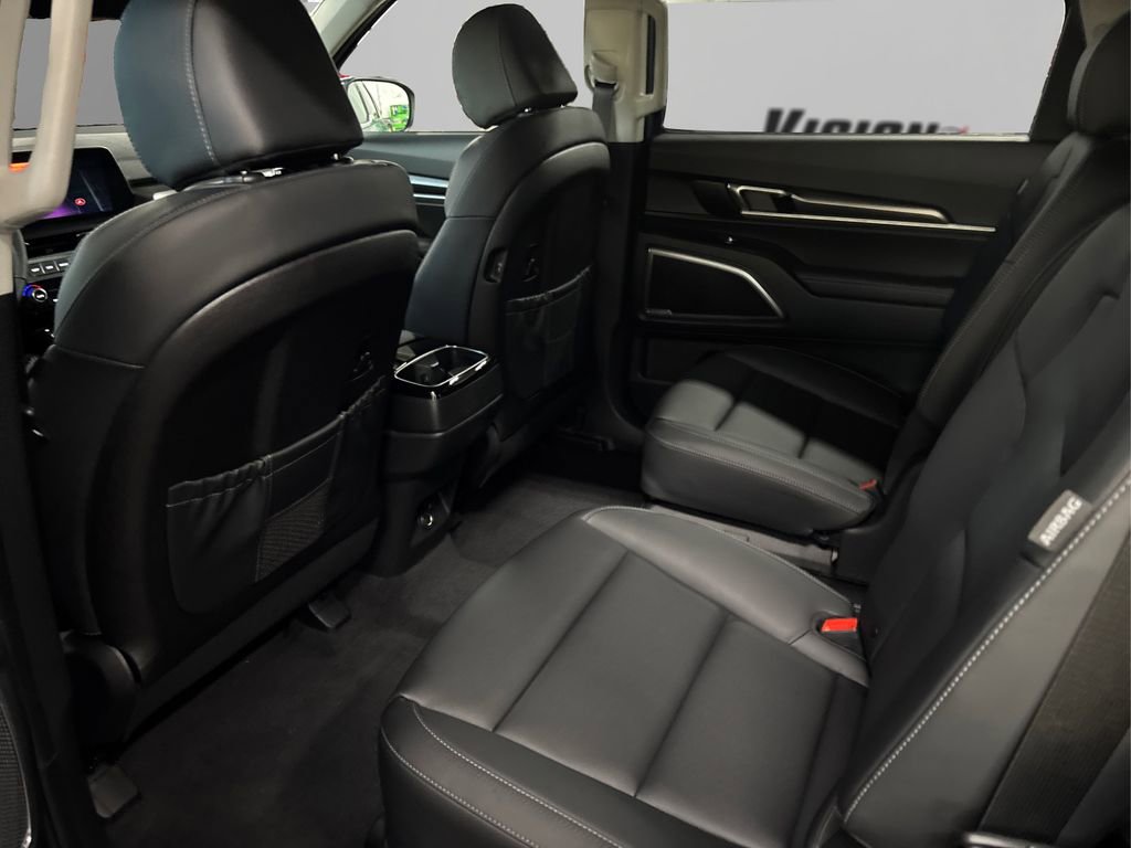 New 2025 Kia Telluride S image 10