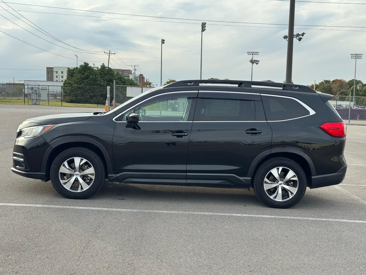 Used 2019 Subaru Ascent Premium w/ Popular Package #3 image 9