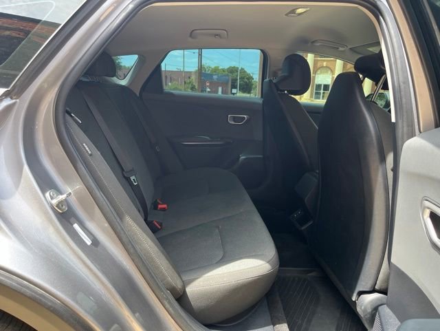 Used 2025 Kia K4 FWD image 16