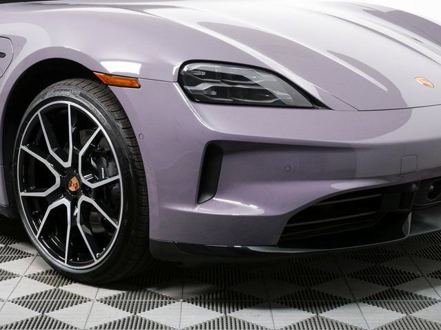 New 2026 Porsche Taycan RWD image 40