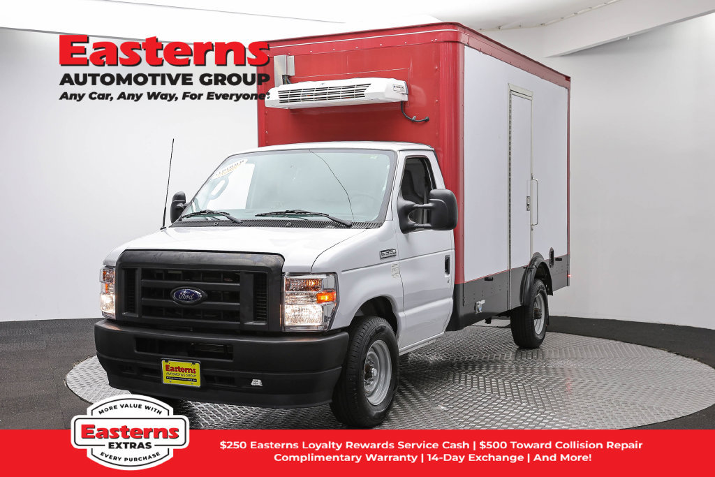 Used 2023 Ford E-350 and Econoline 350 Super Duty w/ Power Windows & Locks Group RWD image 1