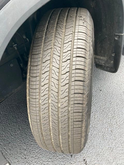 Certified 2023 Toyota Highlander XLE image 15