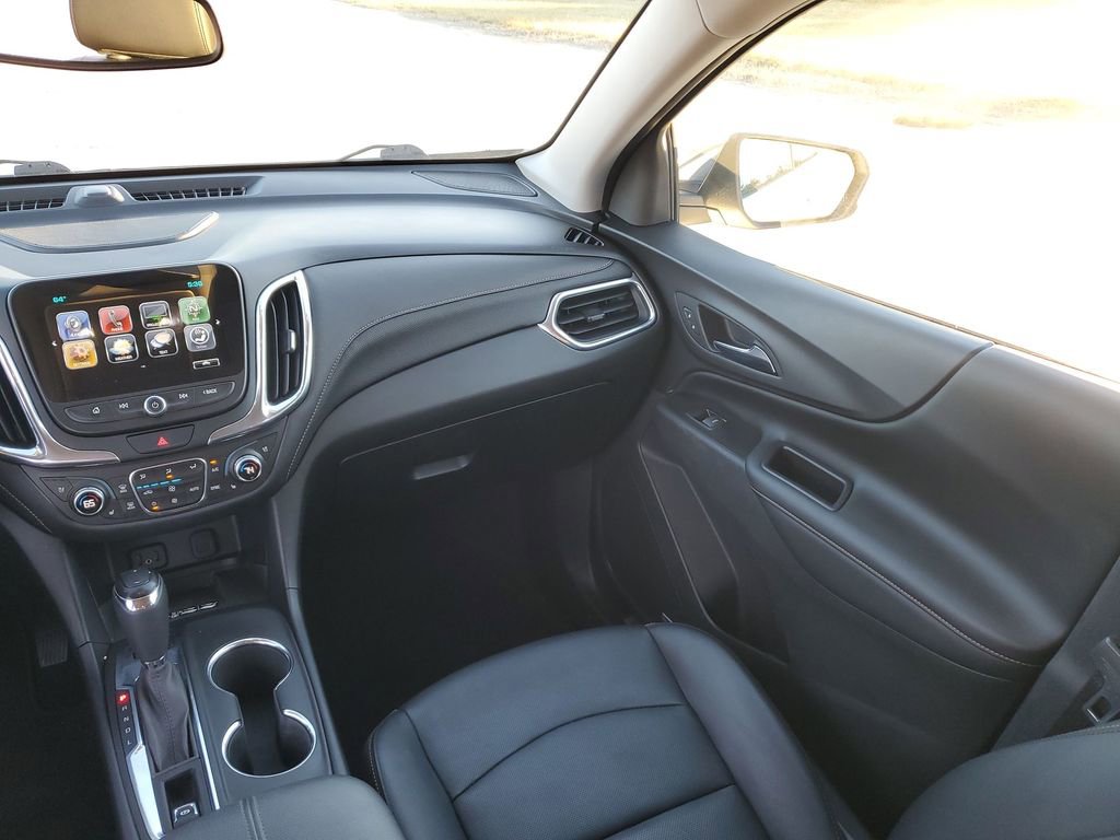 Used 2018 Chevrolet Equinox Premier image 11