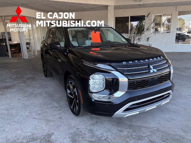 Used 2025 Mitsubishi Outlander SEL