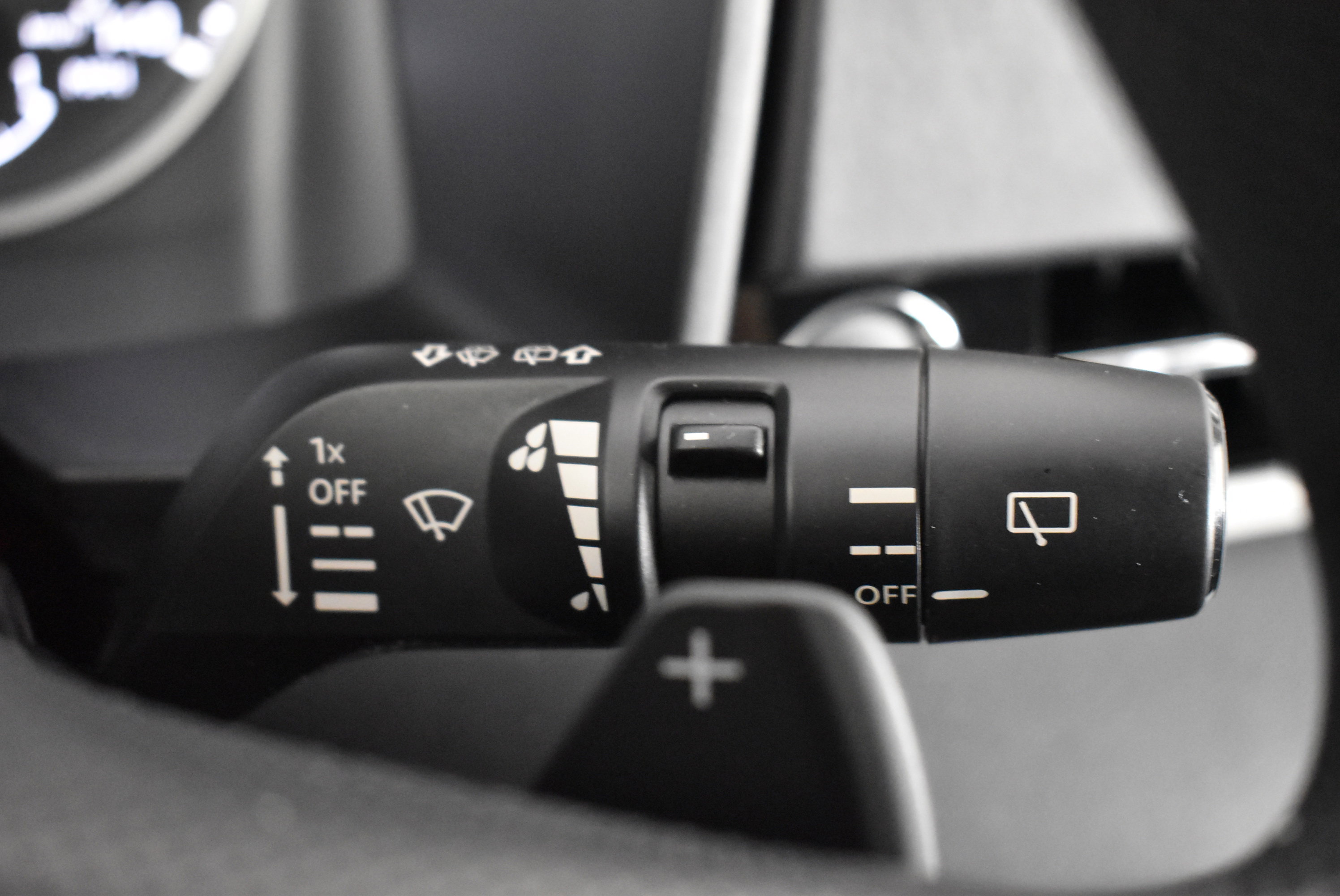 Used 2024 Mitsubishi Outlander ES image 23