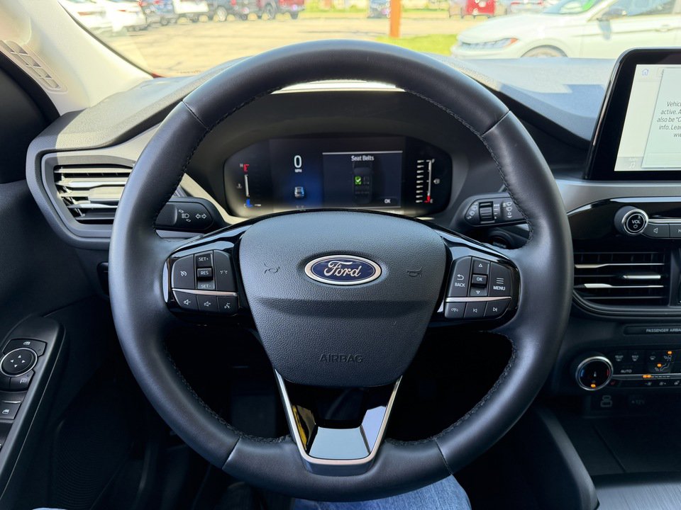 Used 2024 Ford Escape Active AWD/4WD image 14