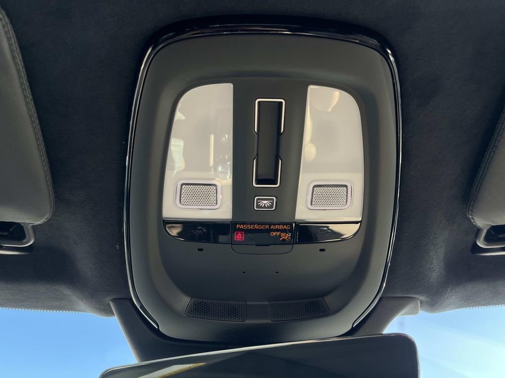 New 2026 Volvo XC90 T8 Ultra w/ Lounge Package AWD/4WD image 35