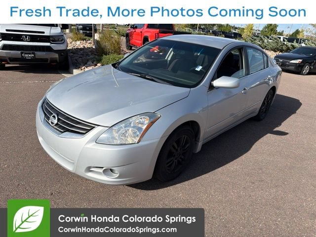 Used 2012 Nissan Altima 2.5 S w/ 20th Anniversary Pkg FWD image 3