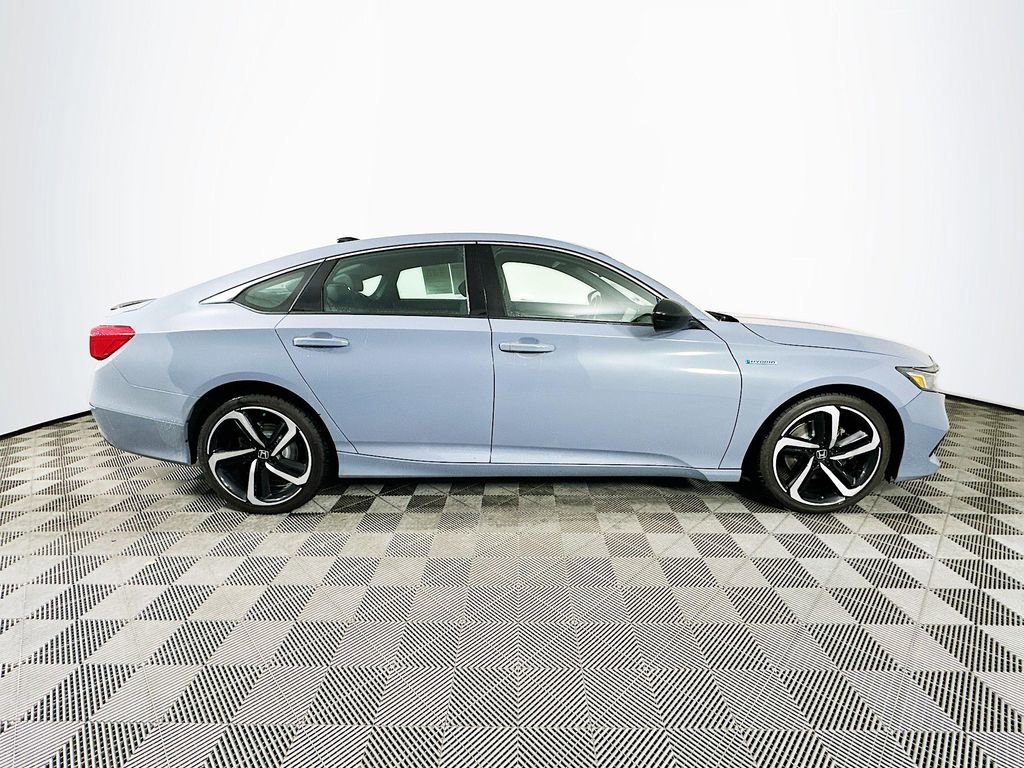 Used 2022 Honda Accord Sport image 11