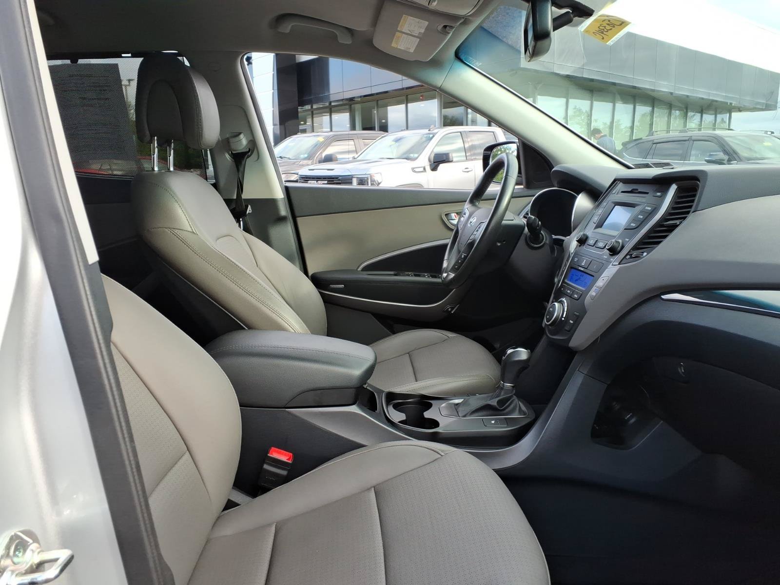 Used 2016 Hyundai Santa Fe Sport 2.0T AWD/4WD image 13